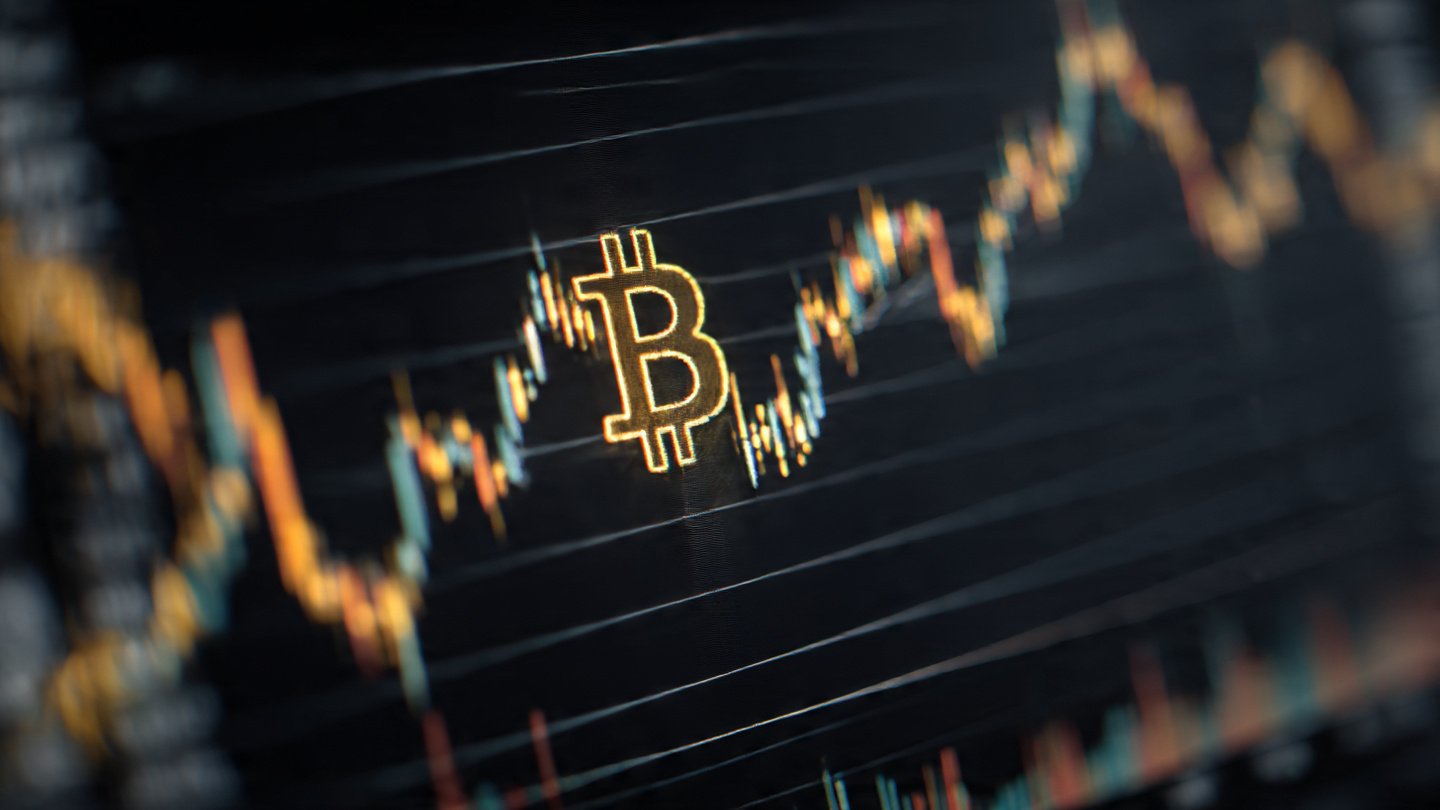 Tools and Platforms That Serve a Bitcoin Chart Live